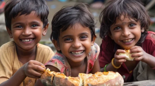 action-humanitaire-a-gaza-comment-les-dons-se-transforment-en-milliers-de-repas-distribues